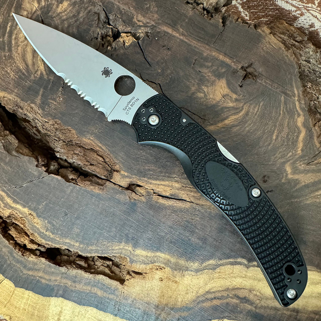 Spyderco Native Chief Lightweight Lock Back Black Handle