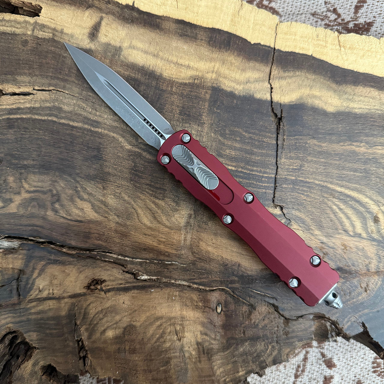 Microtech Dirac D/E Merlot Apocalyptic Standard 225-10APMR