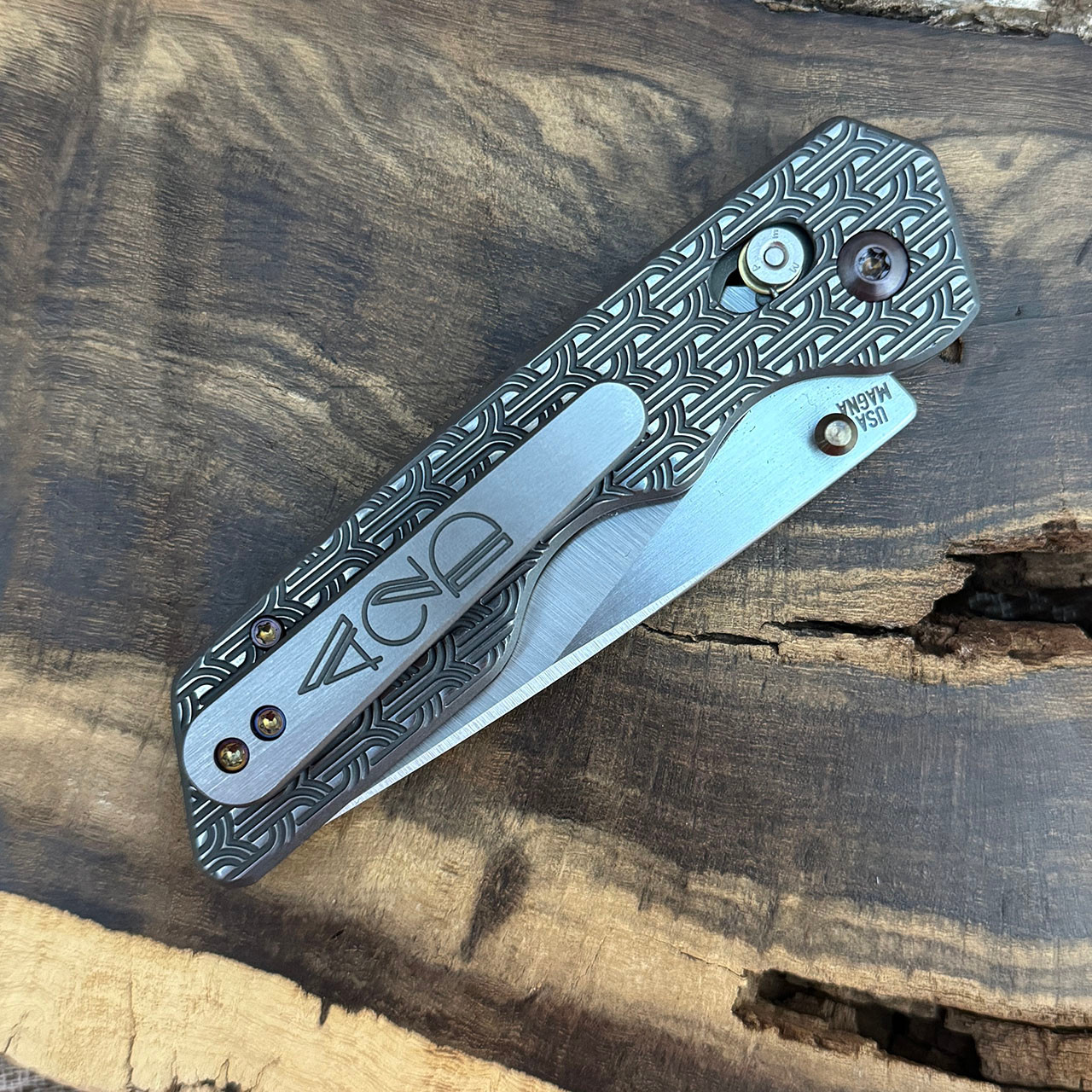 A2D Attn2Detail Mercantile Mark 3 Medium Barlock Folder Titanium 