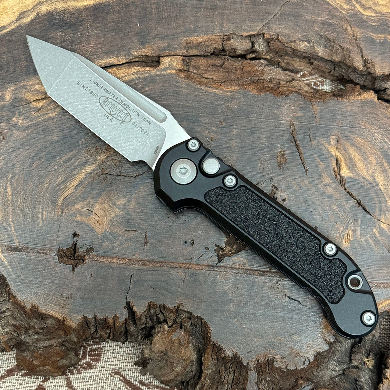 Microtech LUDT T/E Gen III Black Apocalyptic Standard 1136-10AP