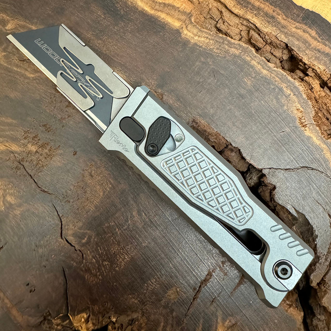 Reate EXO-U Utility Gravity Knife Silver Aluminum Diamond