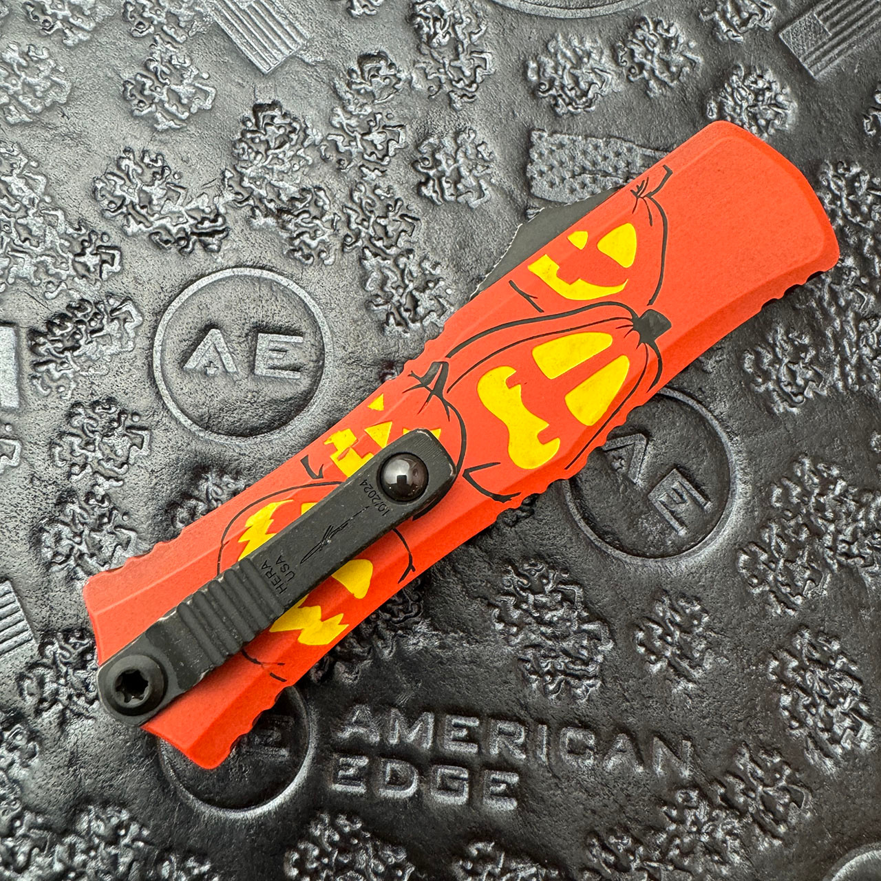 Microtech Hera II Mini D/E Jack-o'-Lantern Standard Signature