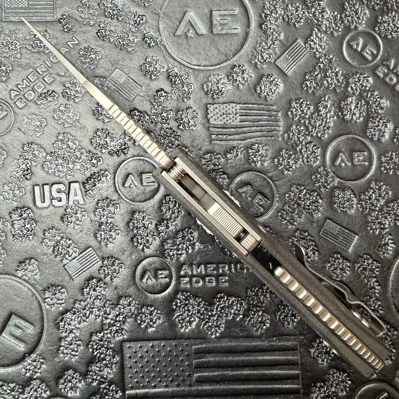 Microtech Borka Stitch RAM-LOK S/E Fluted Carbon Fiber Satin