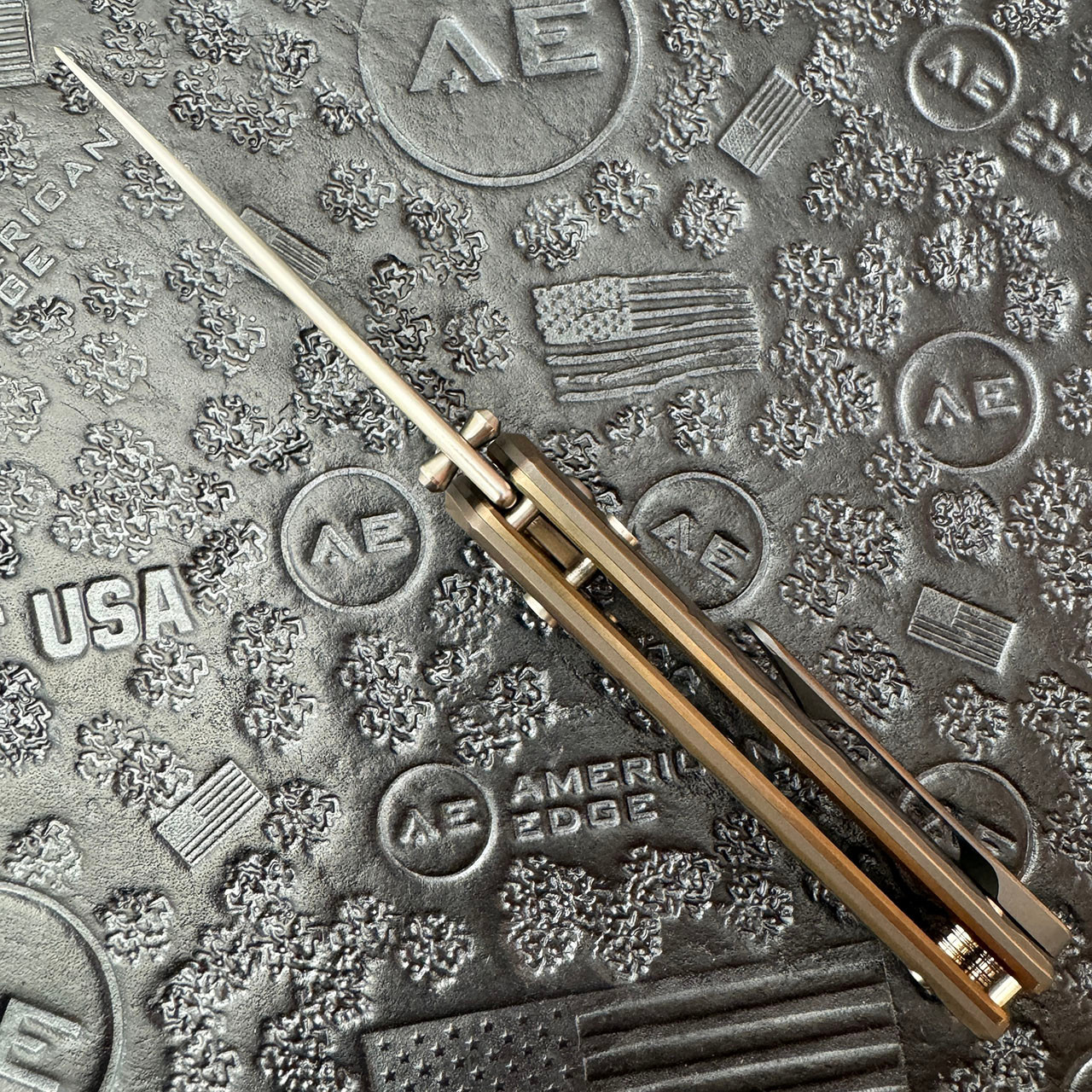 A2D Attn2Detail Mercantile Mark 3 Medium Barlock Folder Bronze