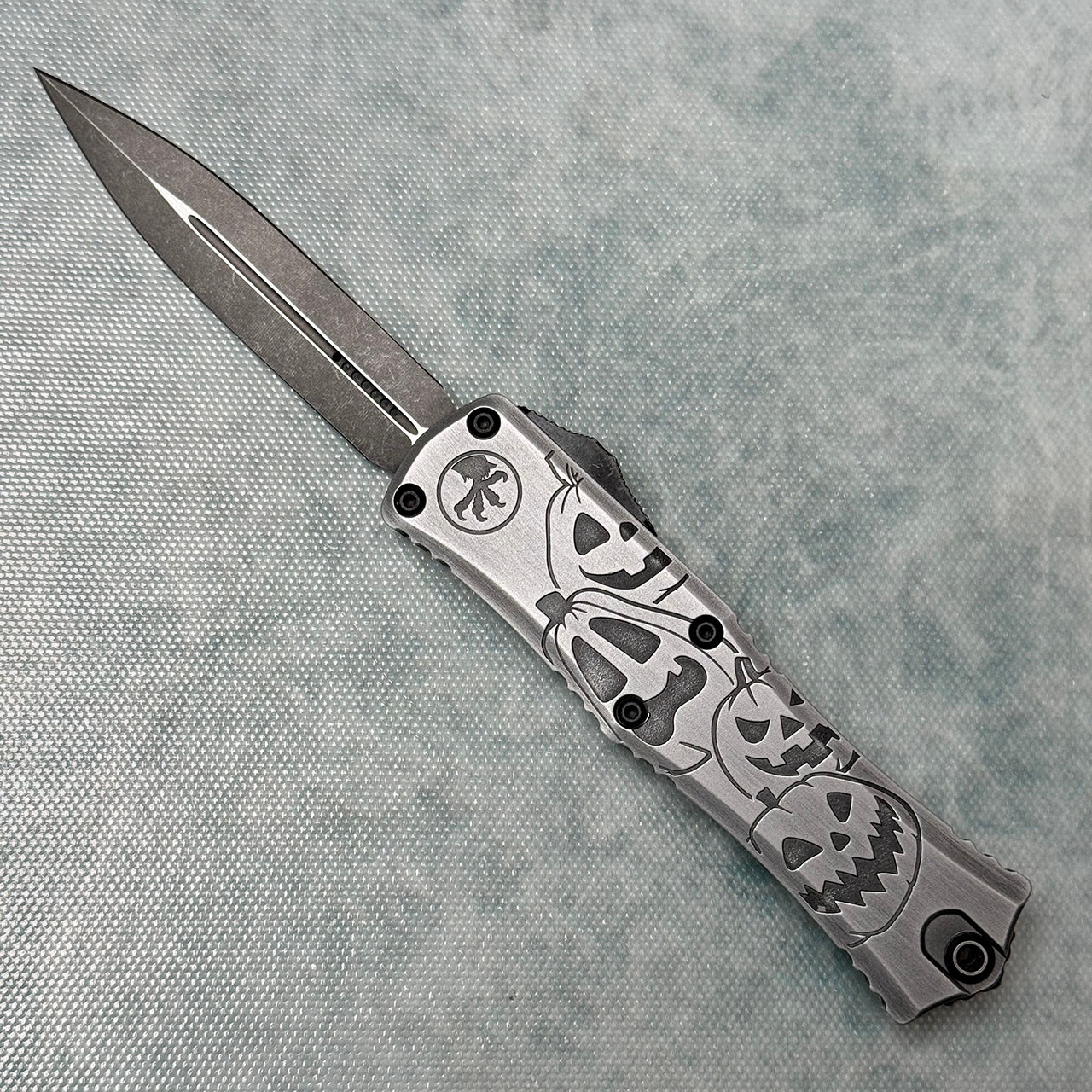 Microtech Hera II Mini D/E Brushed Metal Jack-o'-Lantern Standard