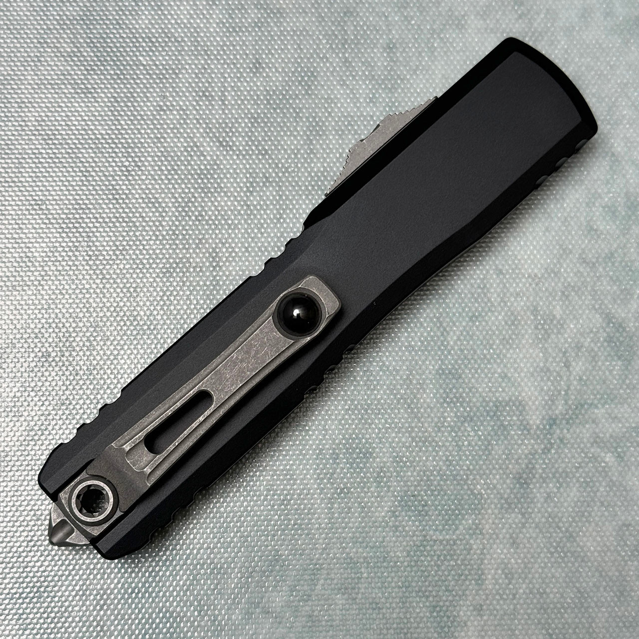 Microtech Ultratech Gen III ZBP D/E Black Handle Apocalyptic