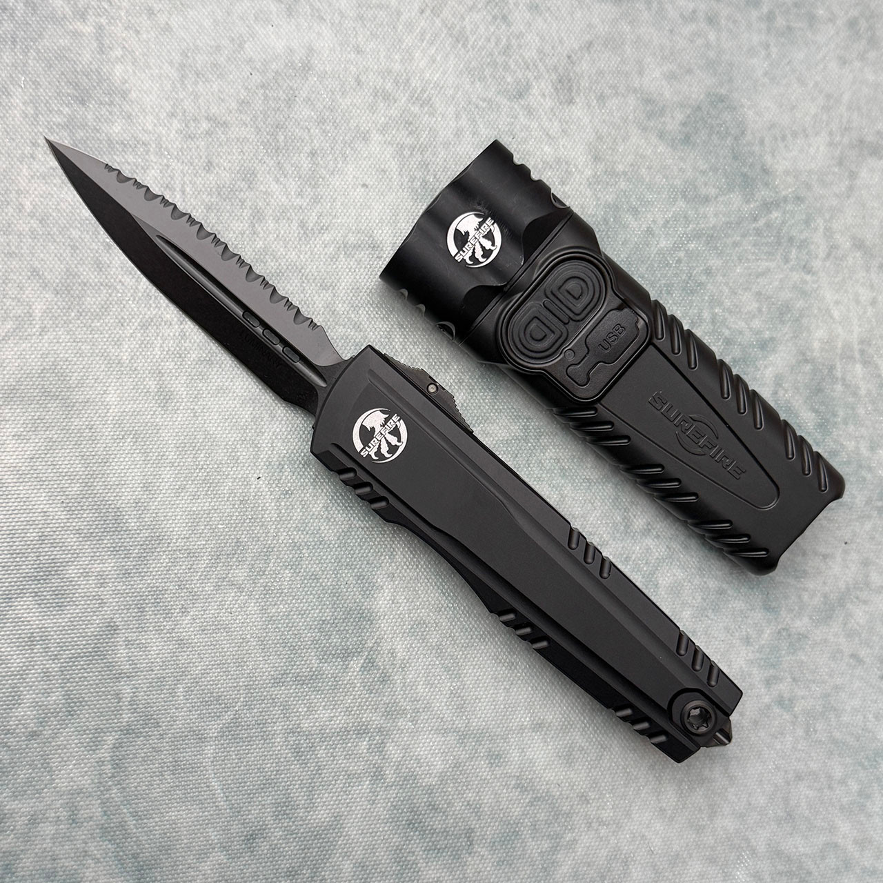 Microtech DLC Luminary Full Serrated & Surefire Stiletto Pro II