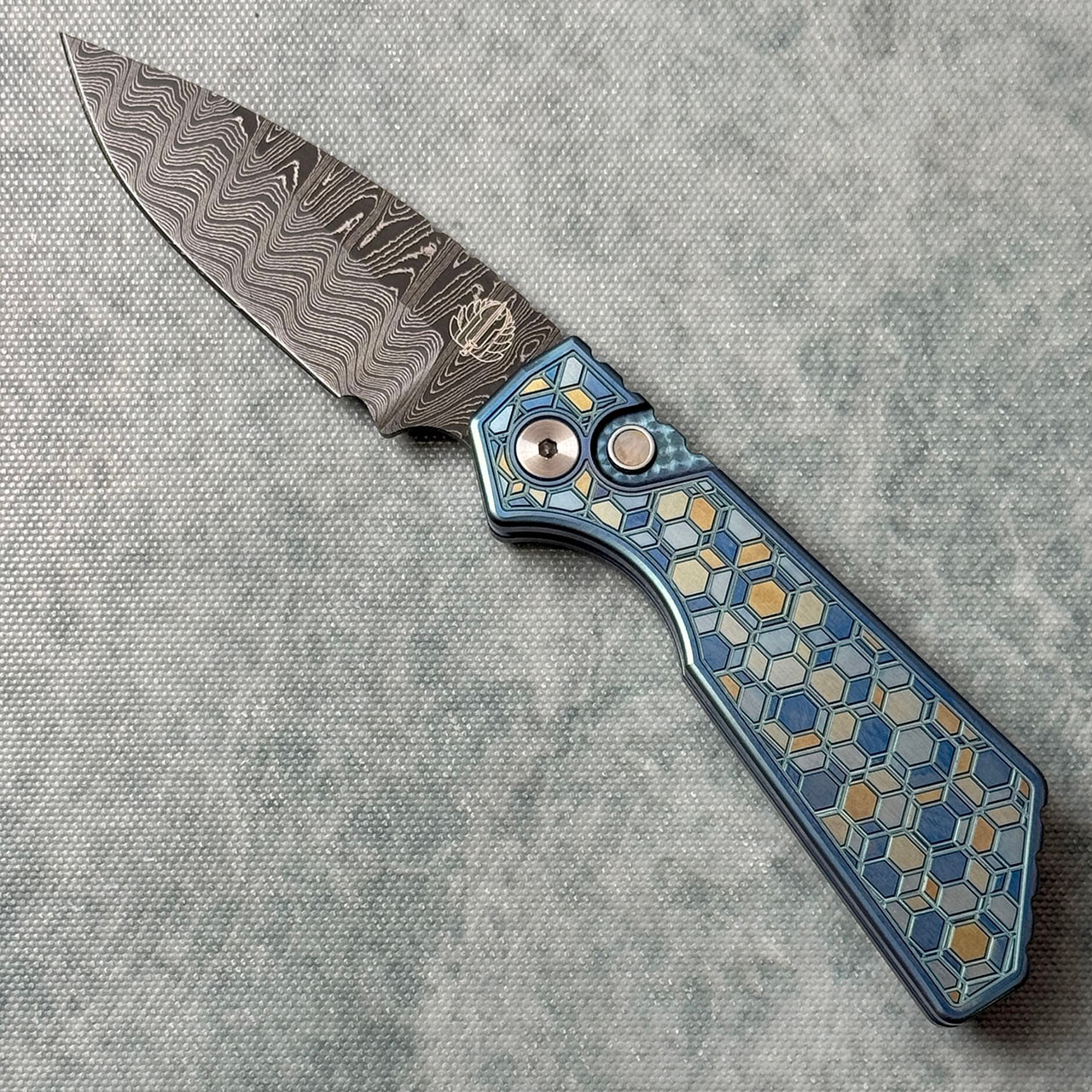 Pro-Tech Strider PT+ Auto Unique Anodized Blue/Gold Gridlock