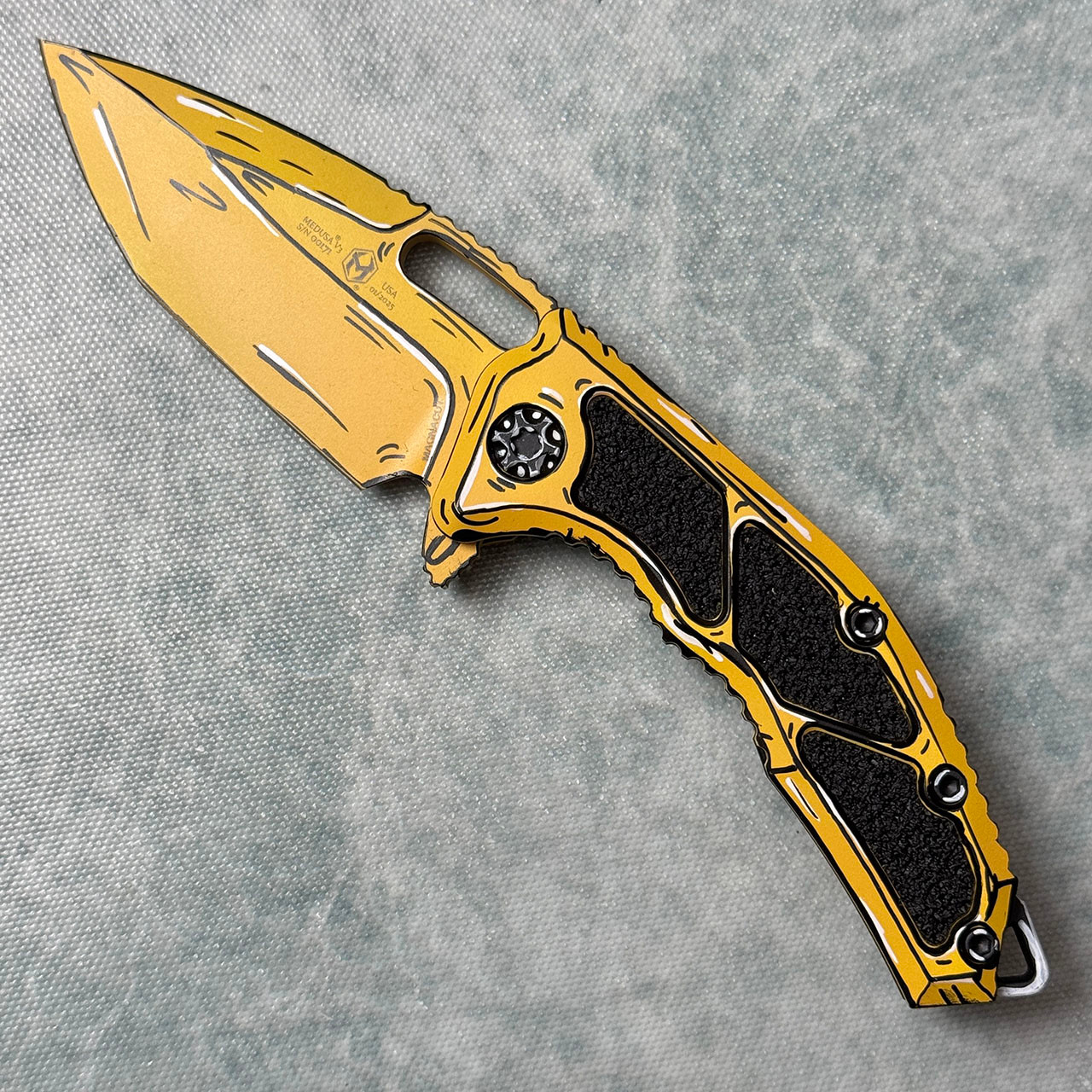 Heretic Knives Medusa Manual Tanto Yellow Cel Shading w/ Black