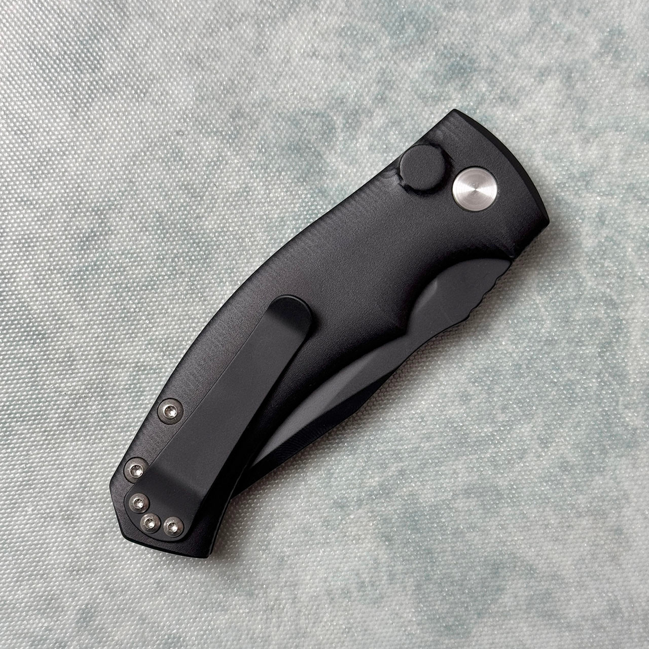 Defiant 7 Valmara Auto Black Handle DLC Blade | American Edge Knives