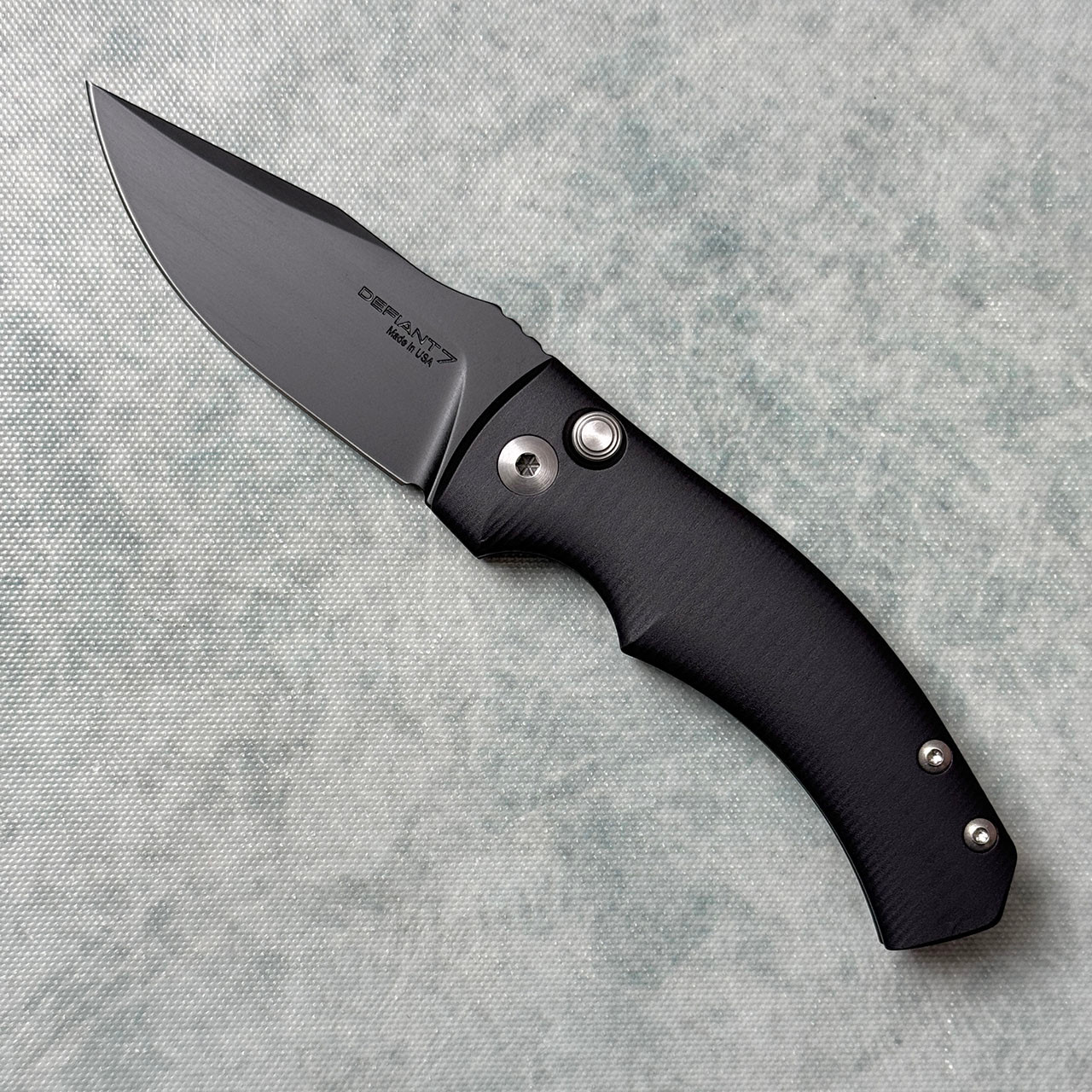 Defiant 7 Valmara Auto Black Handle DLC Blade | American Edge Knives