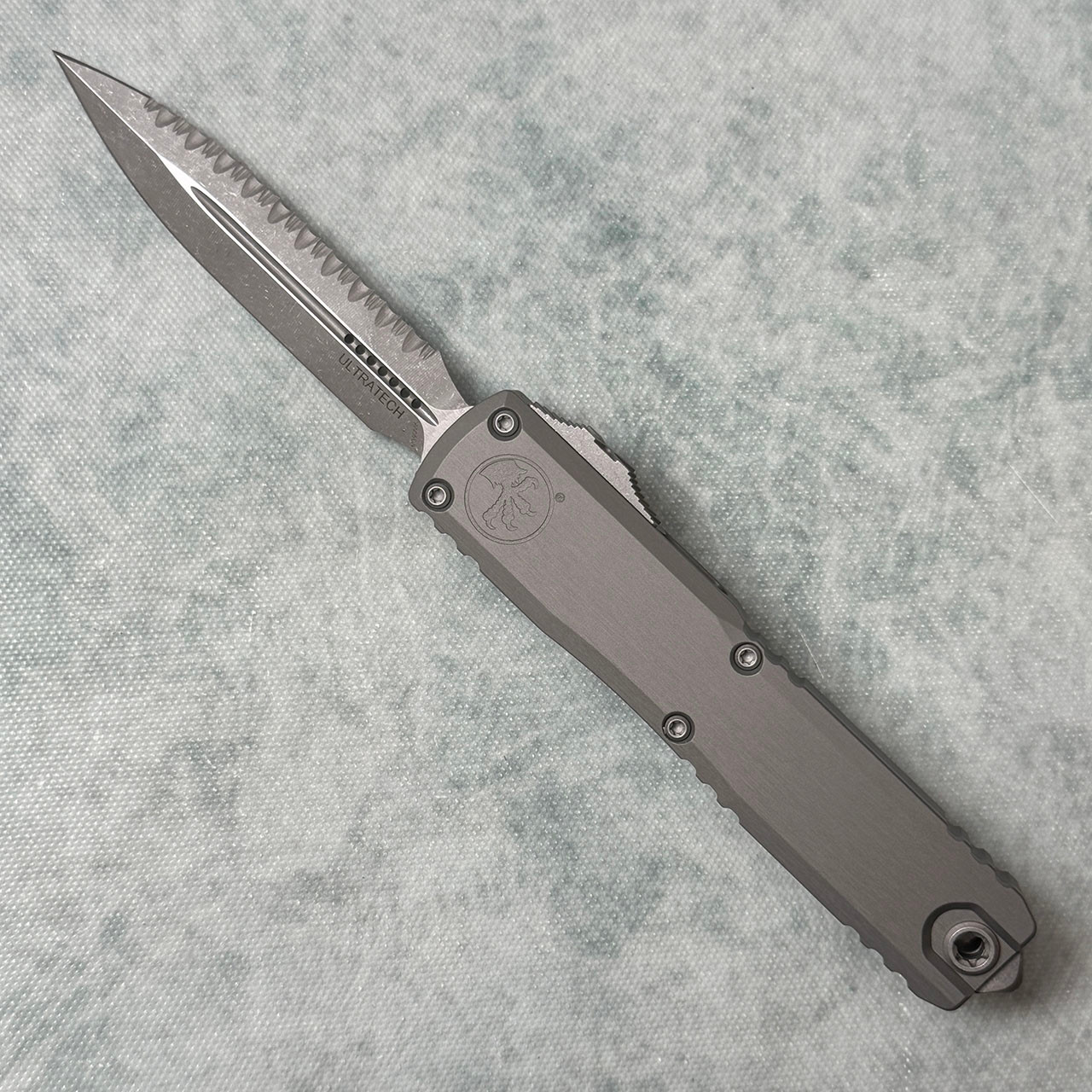 Microtech Ultratech ZBP D/E Natural Clear Handle Apocalyptic Full