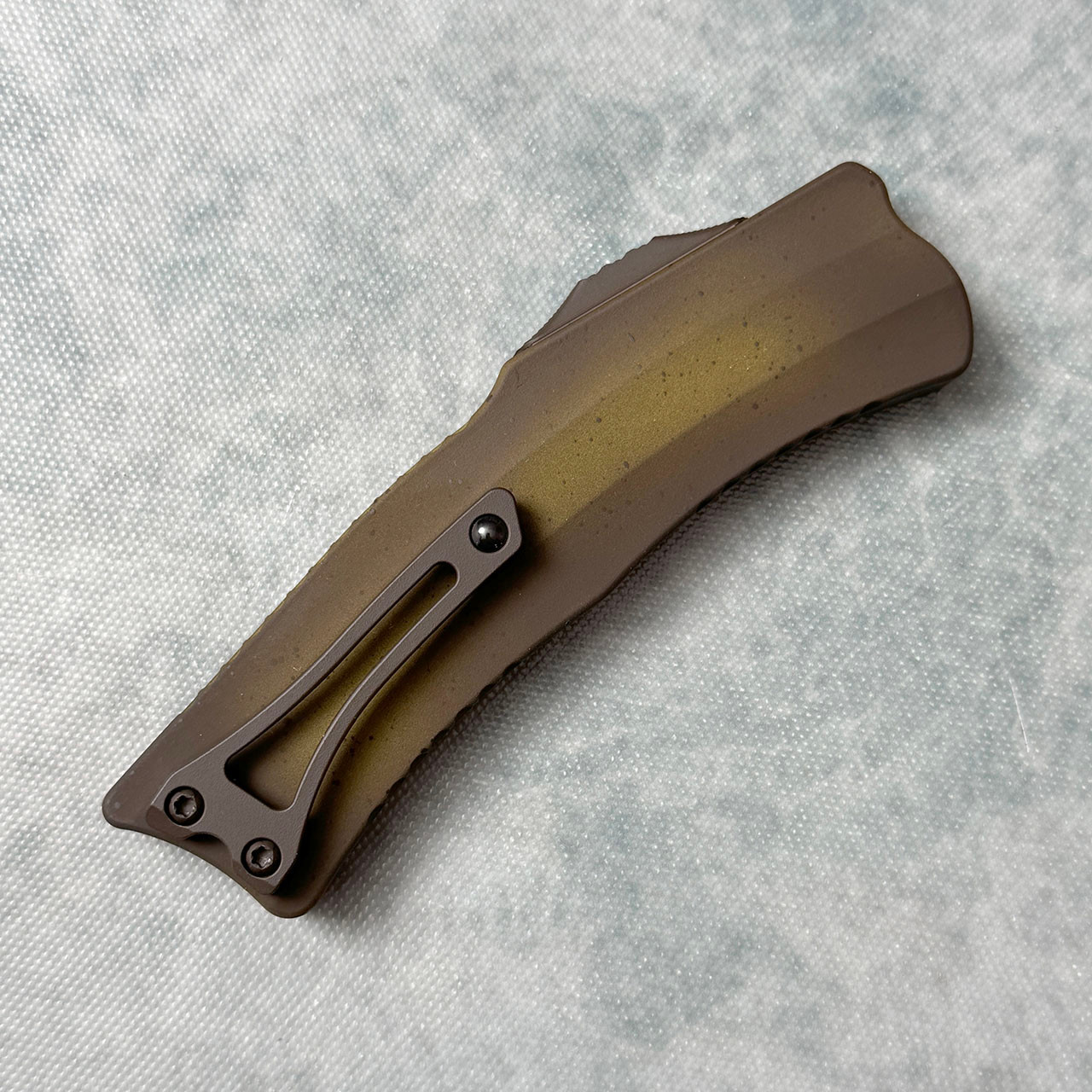 Heretic Knives ROC Curved OTF Stabnana Over Ripe Magnacut Blade