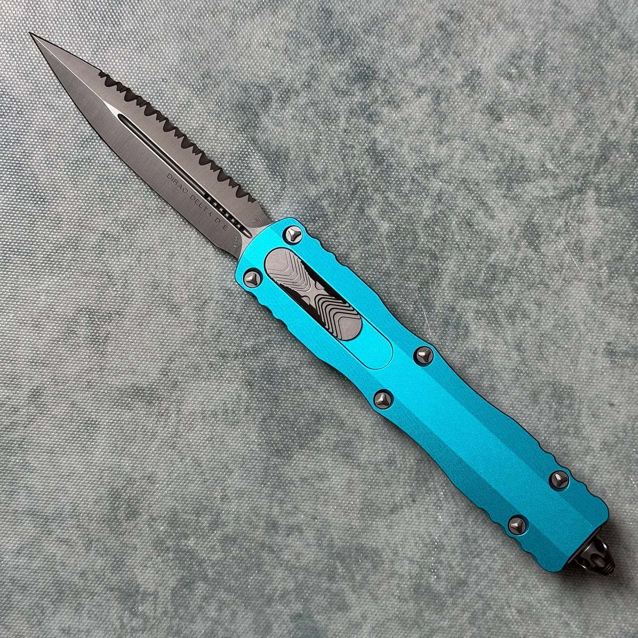 Microtech Dirac Delta D/E Turquoise Handle Satin Full Serrated