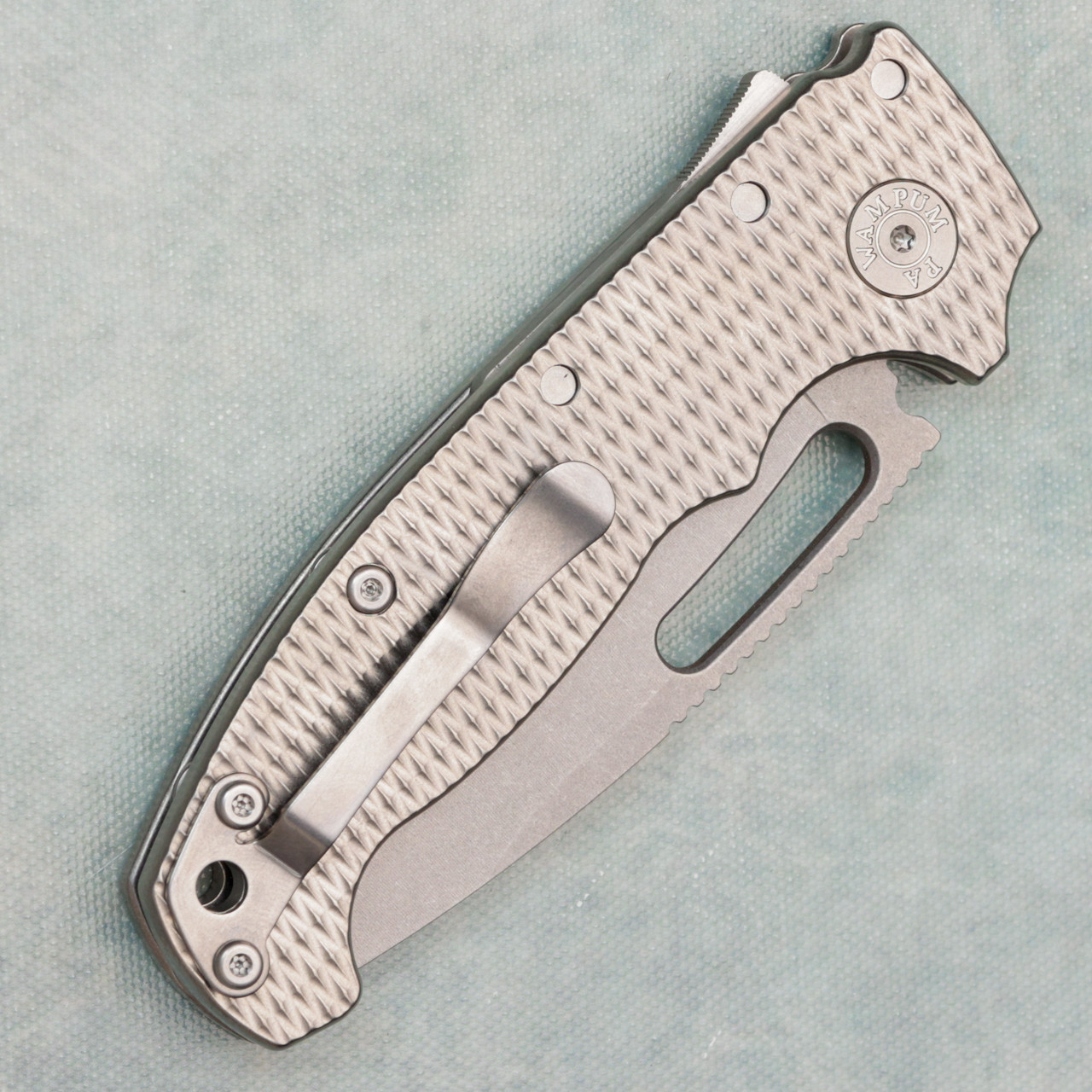 Demko MG AD20S V2 Kopis Shark Lock Textured Titanium Handle