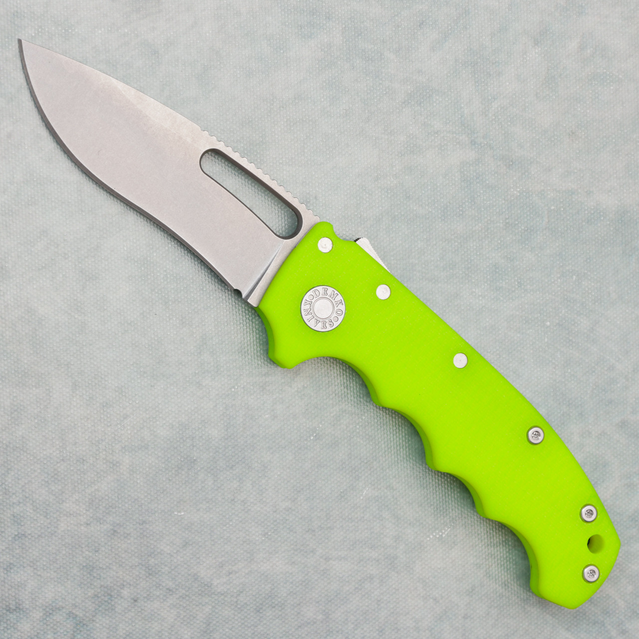 Demko MG AD20S V2 Kopis Shark Lock Finger Groove Dayglow G10