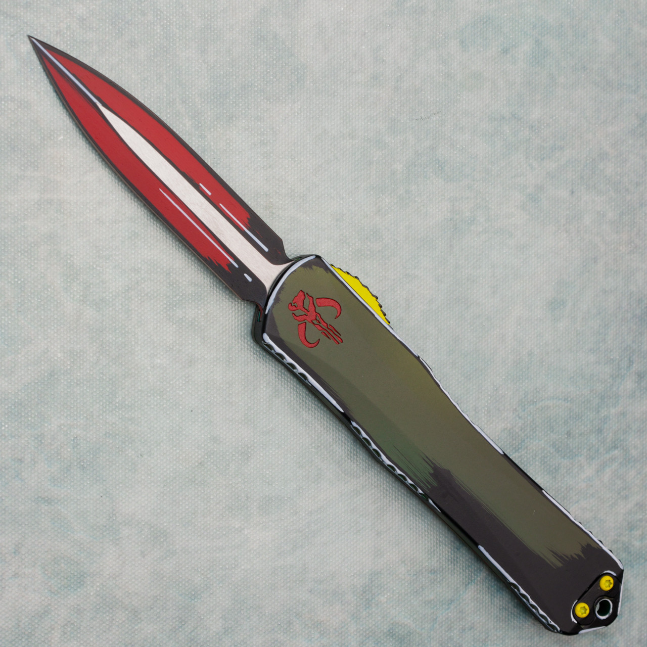 Heretic Knives Manticore X D/E Bounty Hunter Red Cel Shade Blade