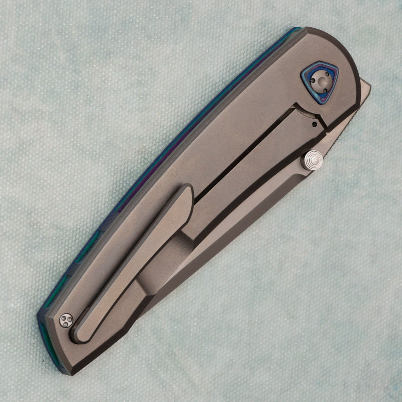 Sharknivco Custom Waka Frame Lock Damtanium Camo Quartz/Titanium