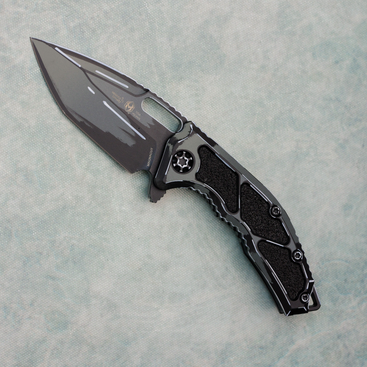Heretic Knives Medusa Manual Tanto Gray Cel Shading w/ Black Grip
