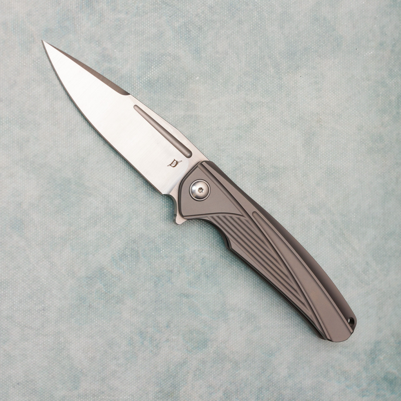 Diskin M1 Integral Frame Lock Titanium Handle Satin Blade