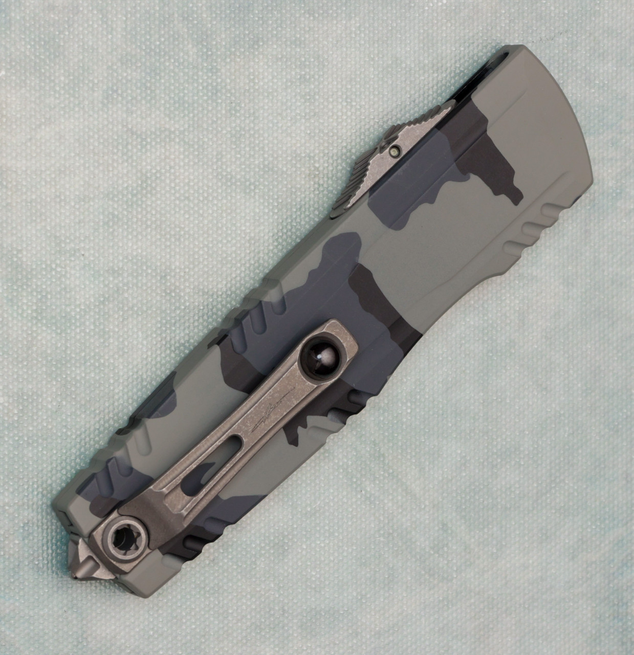 Microtech Luminary ZBP D/E Urban Camo Standard Signature Series