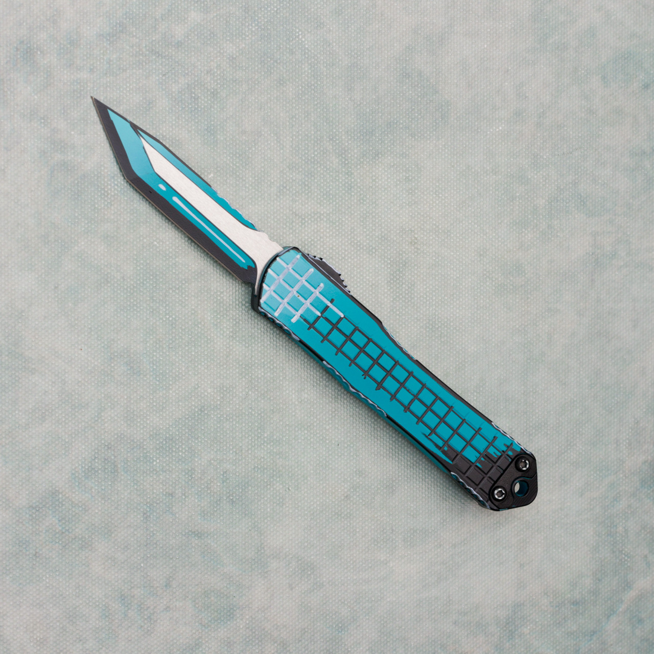 Heretic Knives Manticore S Tanto Grenade Grip Turquoise Cel
