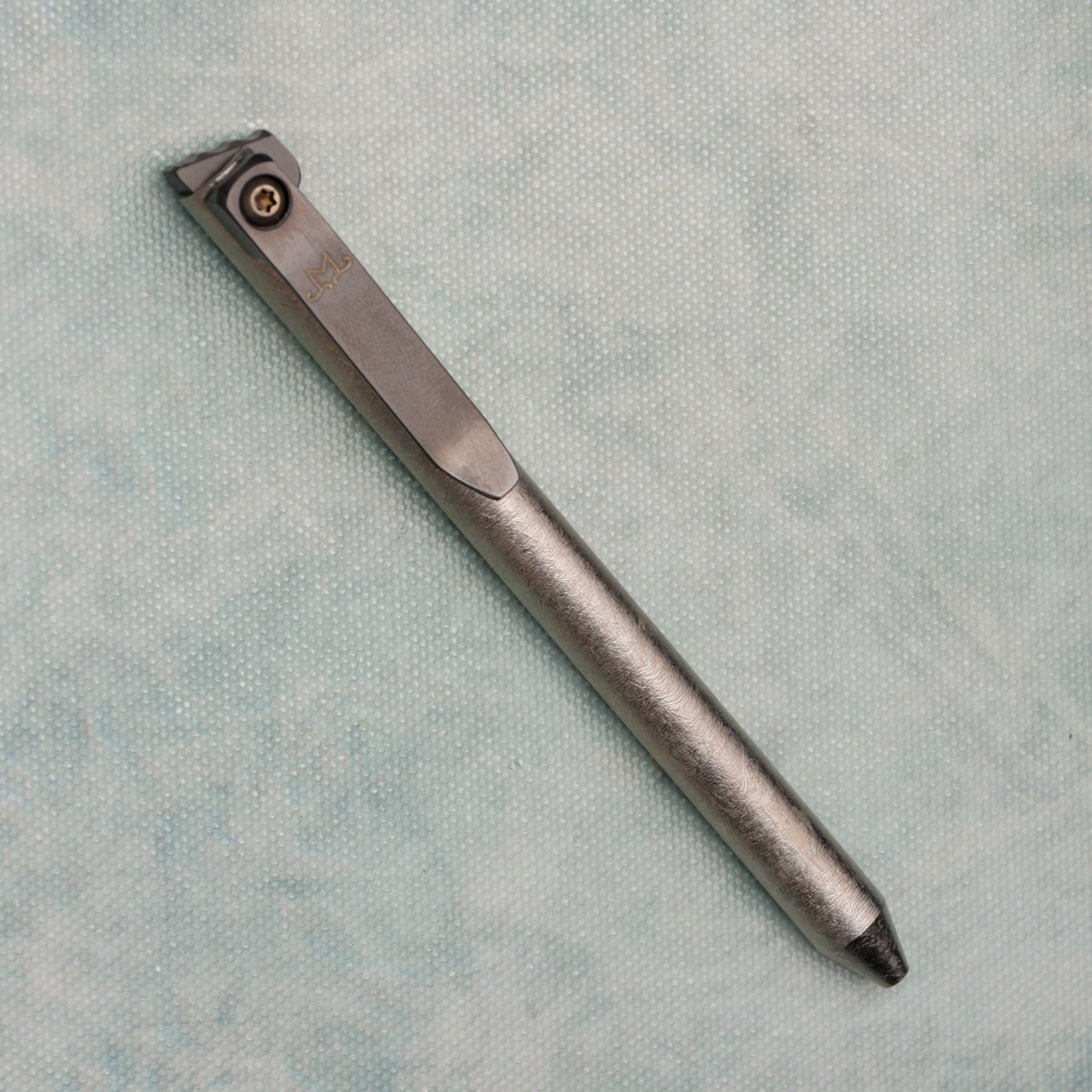 新品　celluloid pen リバイバル Maverick Customs Flipper Universal Pen Crystalized Titanium w