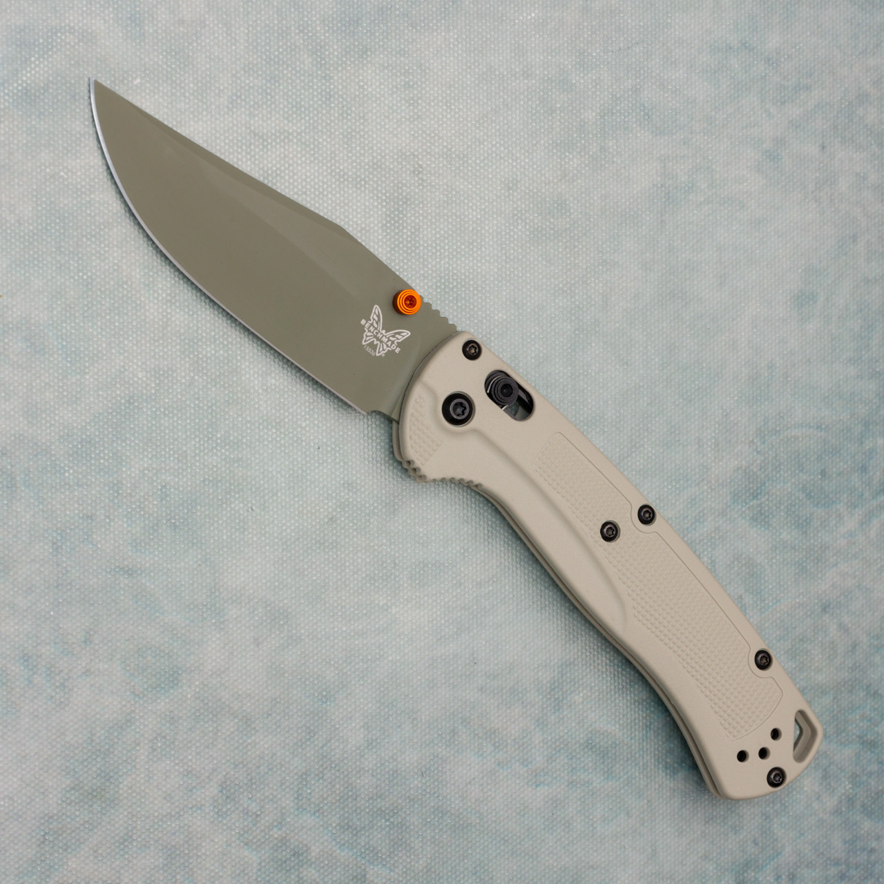 Benchmade Taggedout Axis Lock Tan Grivory Handle Green Cerakote