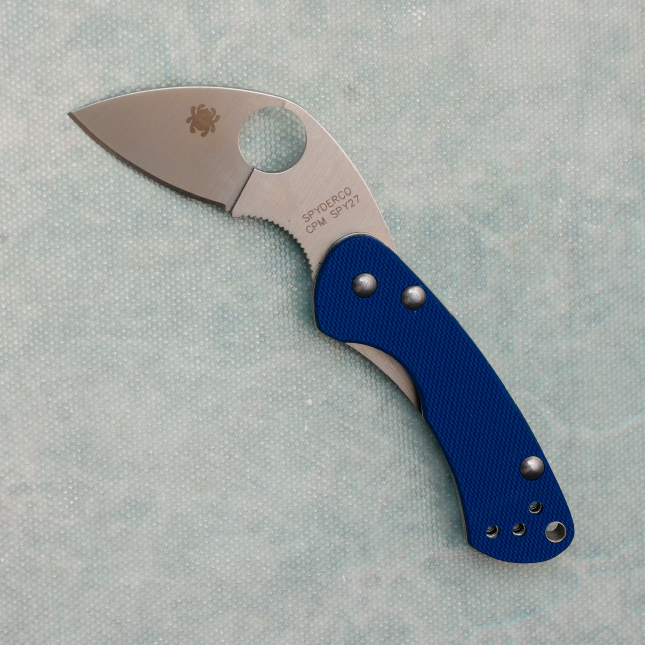 Spyderco Balance Frame Lock Folder Cobalt Blue G10 Handle Satin