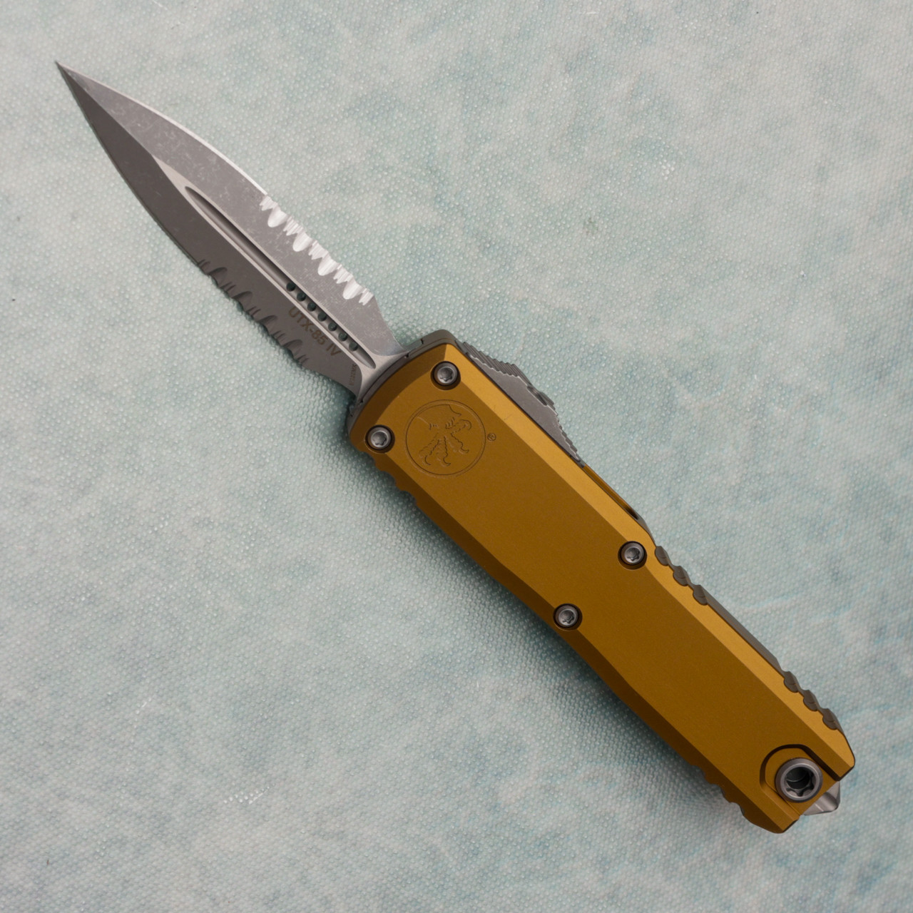 Microtech UTX-85 Gen IV D/E Tan Handle Apocalyptic Part Serrated