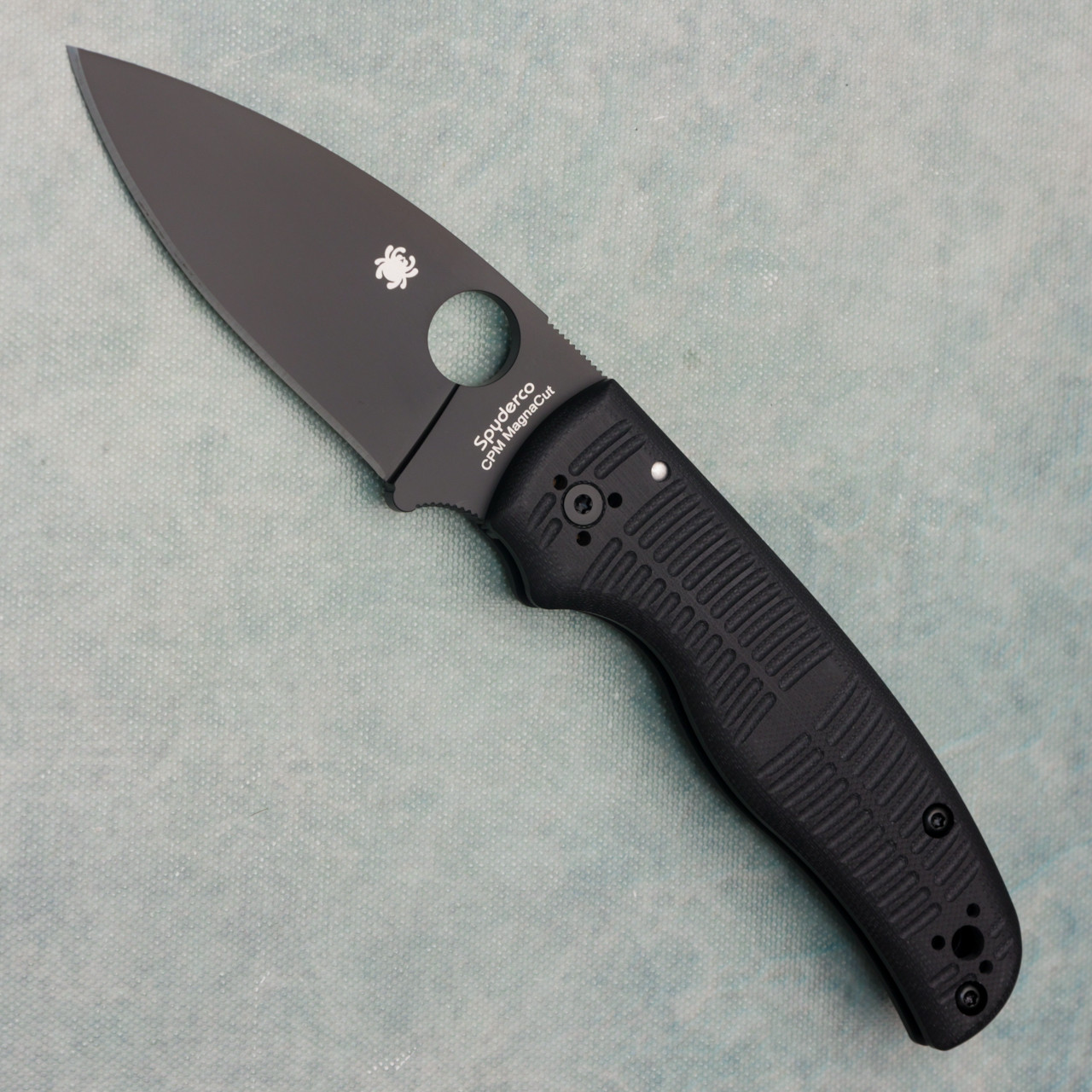 Spyderco Shaman Salt Compression Lock Textured Black G10 Handle 