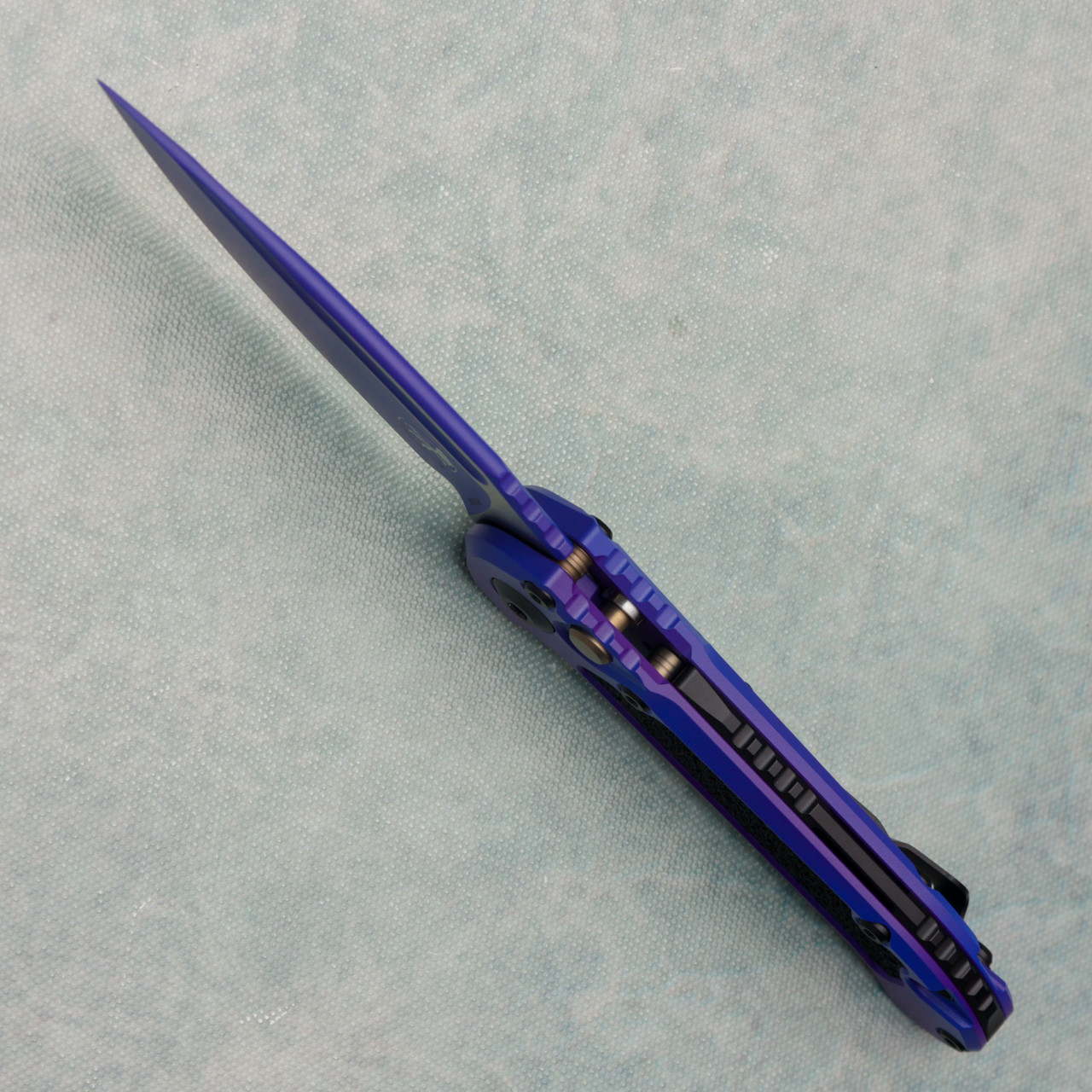 Microtech LUDT S/E Gen III Purple Aurora Standard Signature Series