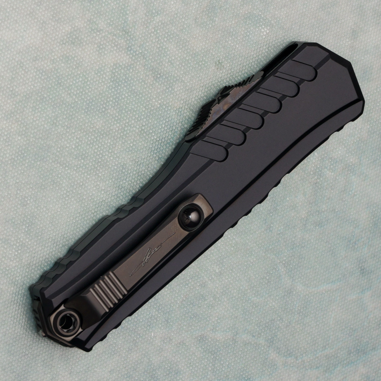 Microtech Cypher II D/E Shadow DLC Full Serrated 1242-3DLCTSH