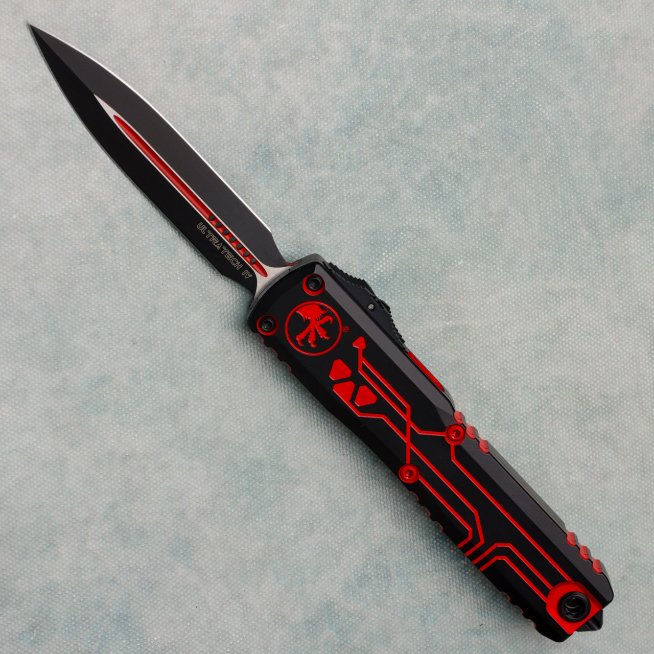 Microtech Ultratech Gen IV D/E Tron Red Standard Signature Series