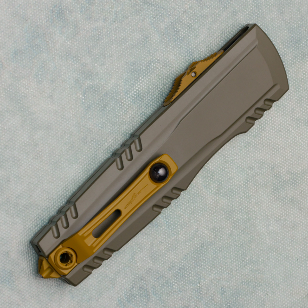 Microtech Luminary ZBP Moss Green Standard Signature Series 1270