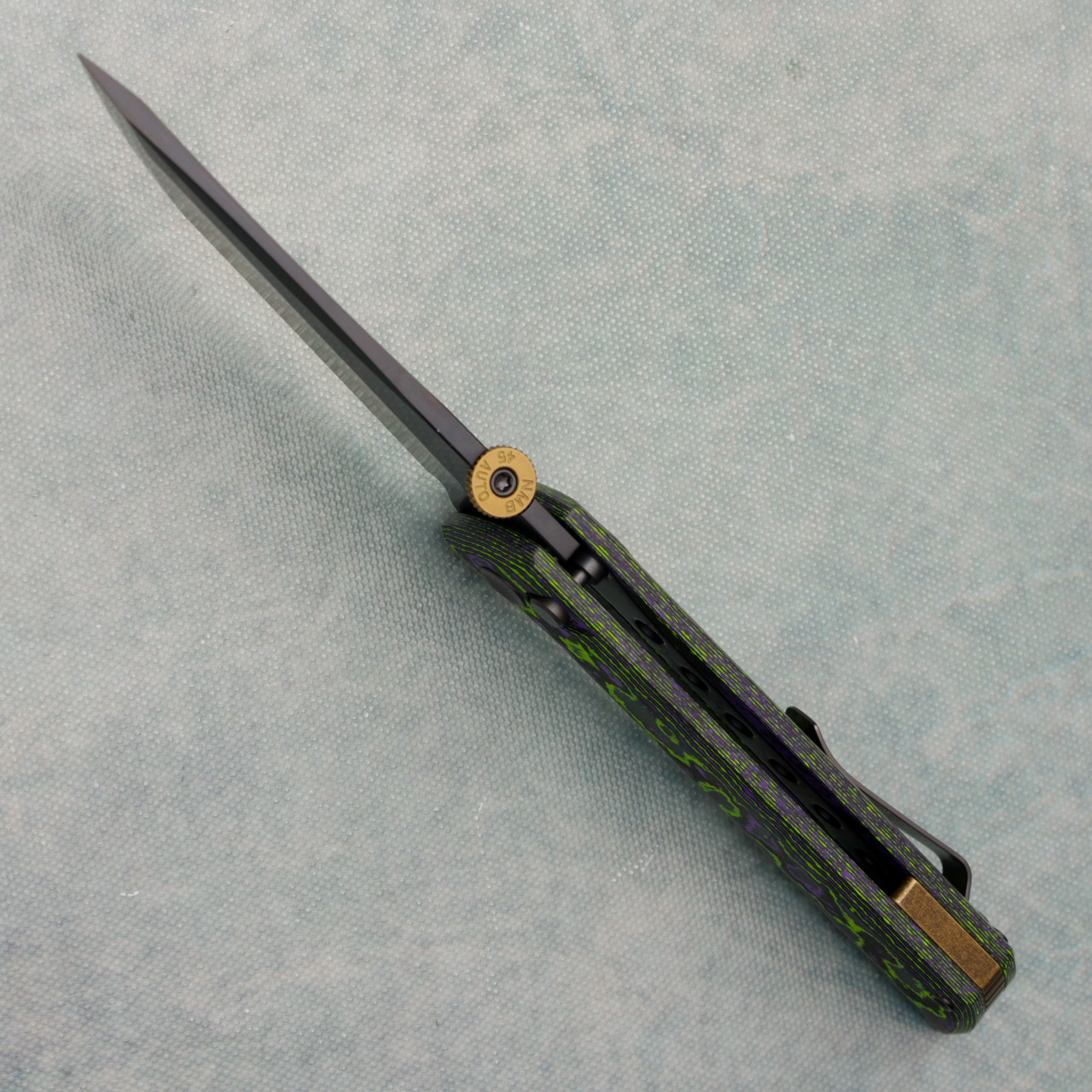 North Mountain Blade Chop 2 Button Lock Joker Purple/Green UV