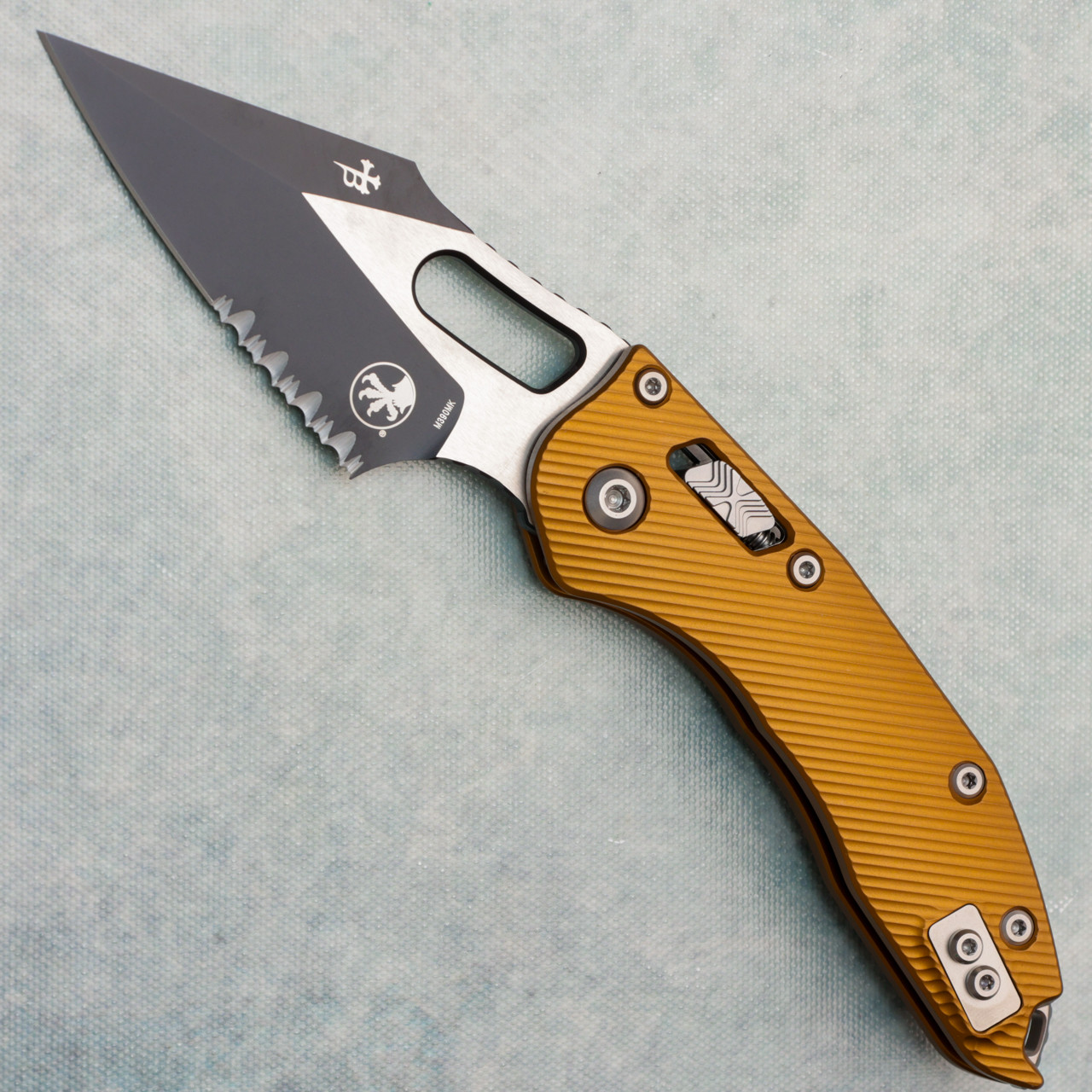 Microtech Borka Stitch RAM-LOK S/E Fluted Tan Aluminum Serrated