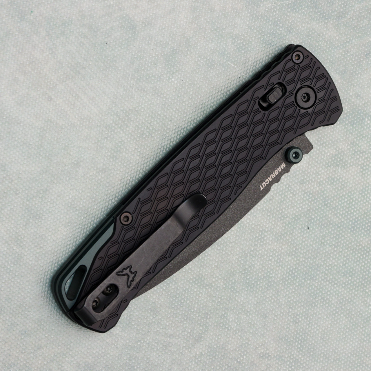 Benchmade Bugout Vapyr Axis Lock Textured Black Aluminum Handle Benchmade Bugout Vapyr Axis Lock Textured Black Aluminum Handle
