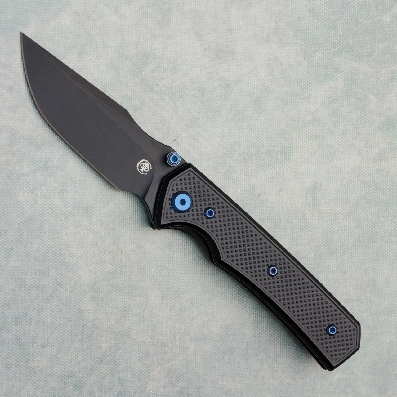 Chaves Knives Sam Tran Arison Street Blue Label Black Knurled