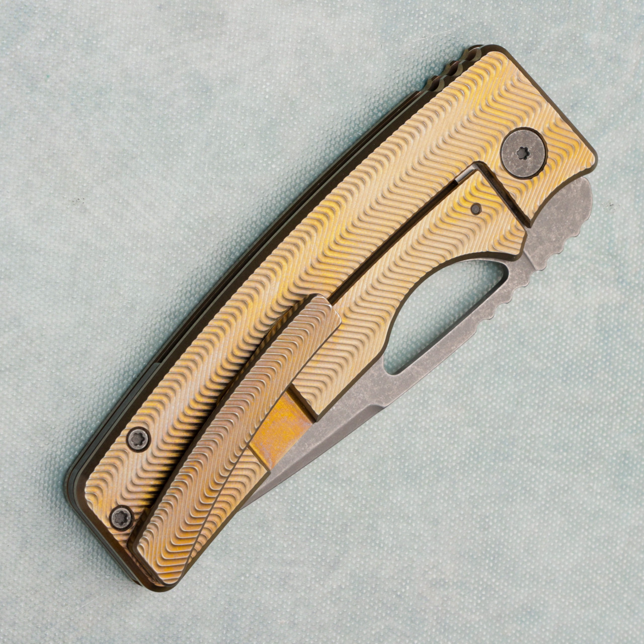 Oz Machine Co Roosevelt XL Frame Lock Zig Zag Bronze Titanium