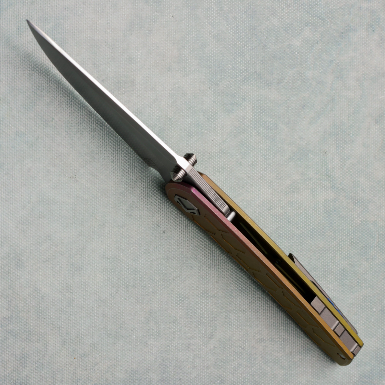 Sharknivco Custom Waka V4.9 Frame Lock Stonewash Pink/Bronze