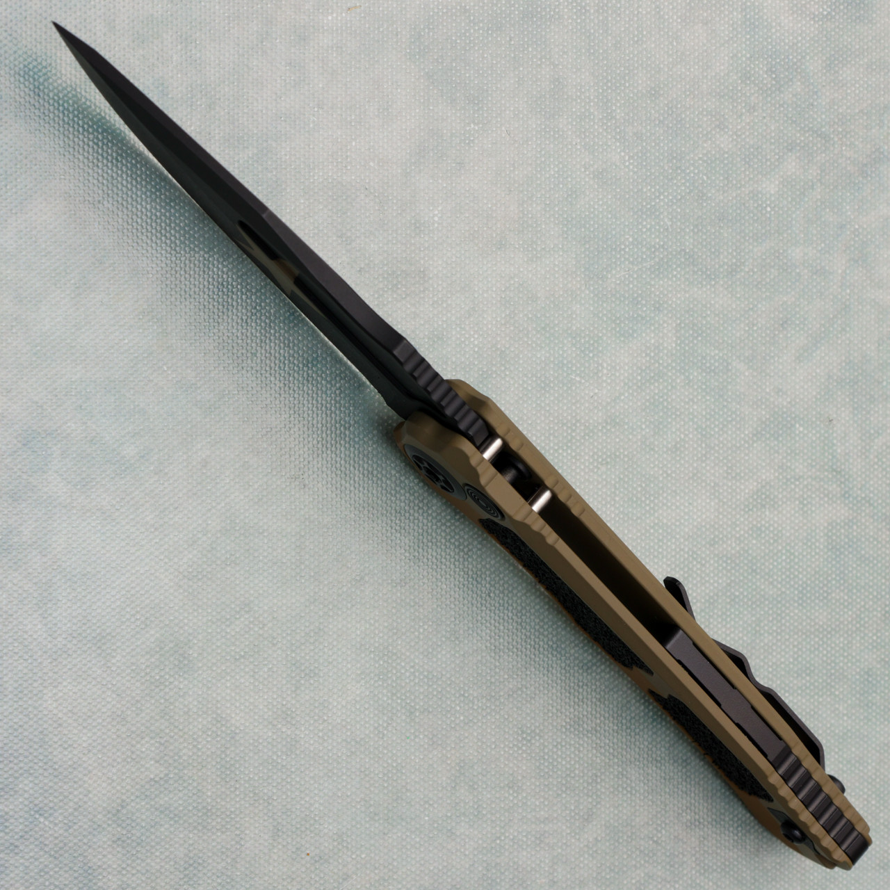 Heretic Knives Wraith V4 Auto Clip Point Black Blade Show Texas
