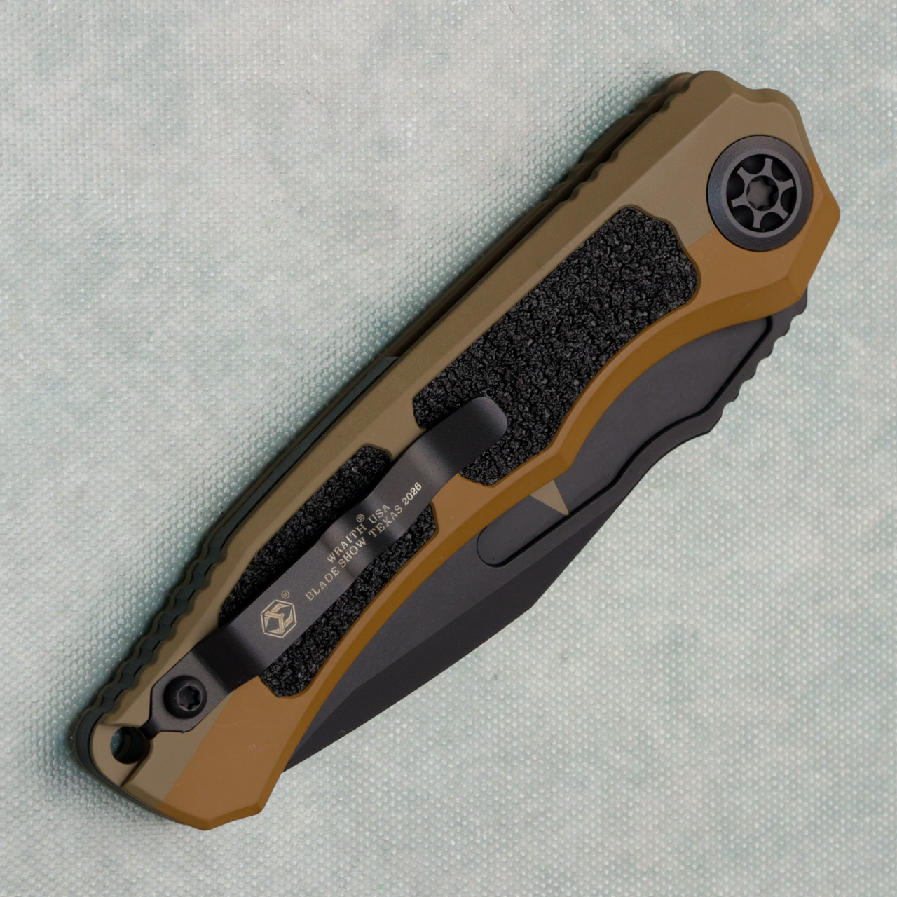 Heretic Knives Wraith V4 Auto Clip Point Black Blade Show Texas
