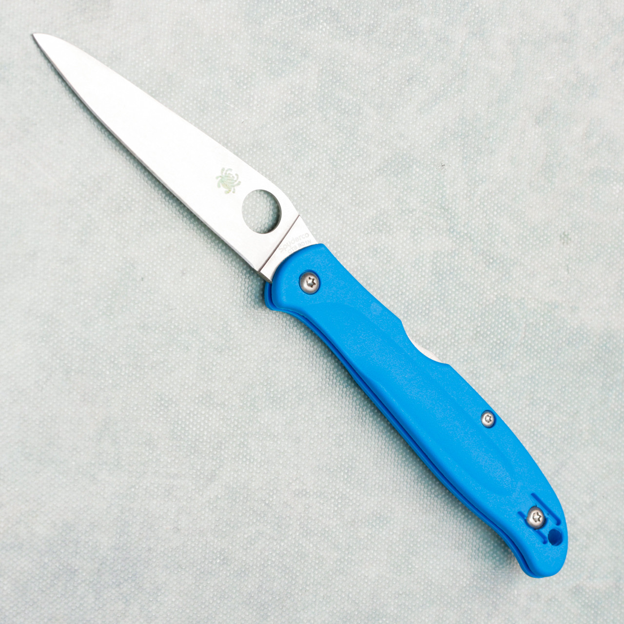 Spyderco Charisma Lockback Blue FRN Handle Satin Blade C259PBL
