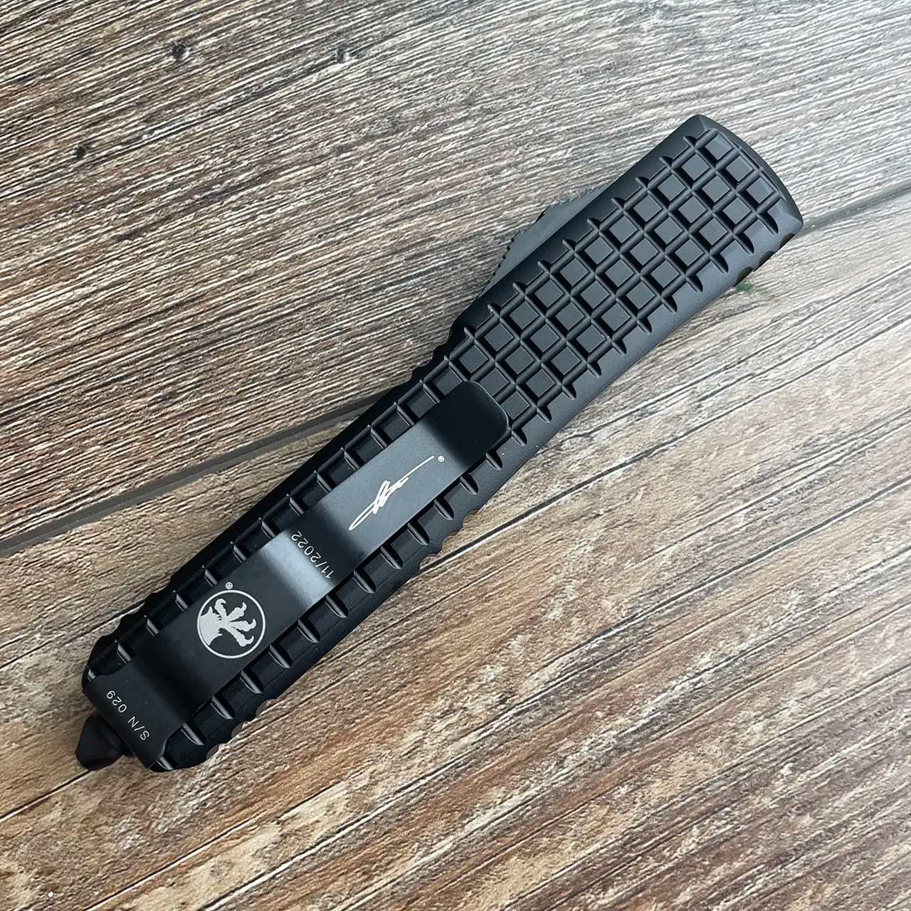 Microtech Ultratech D/E Frag Tactical Standard Signature Series 122 ...