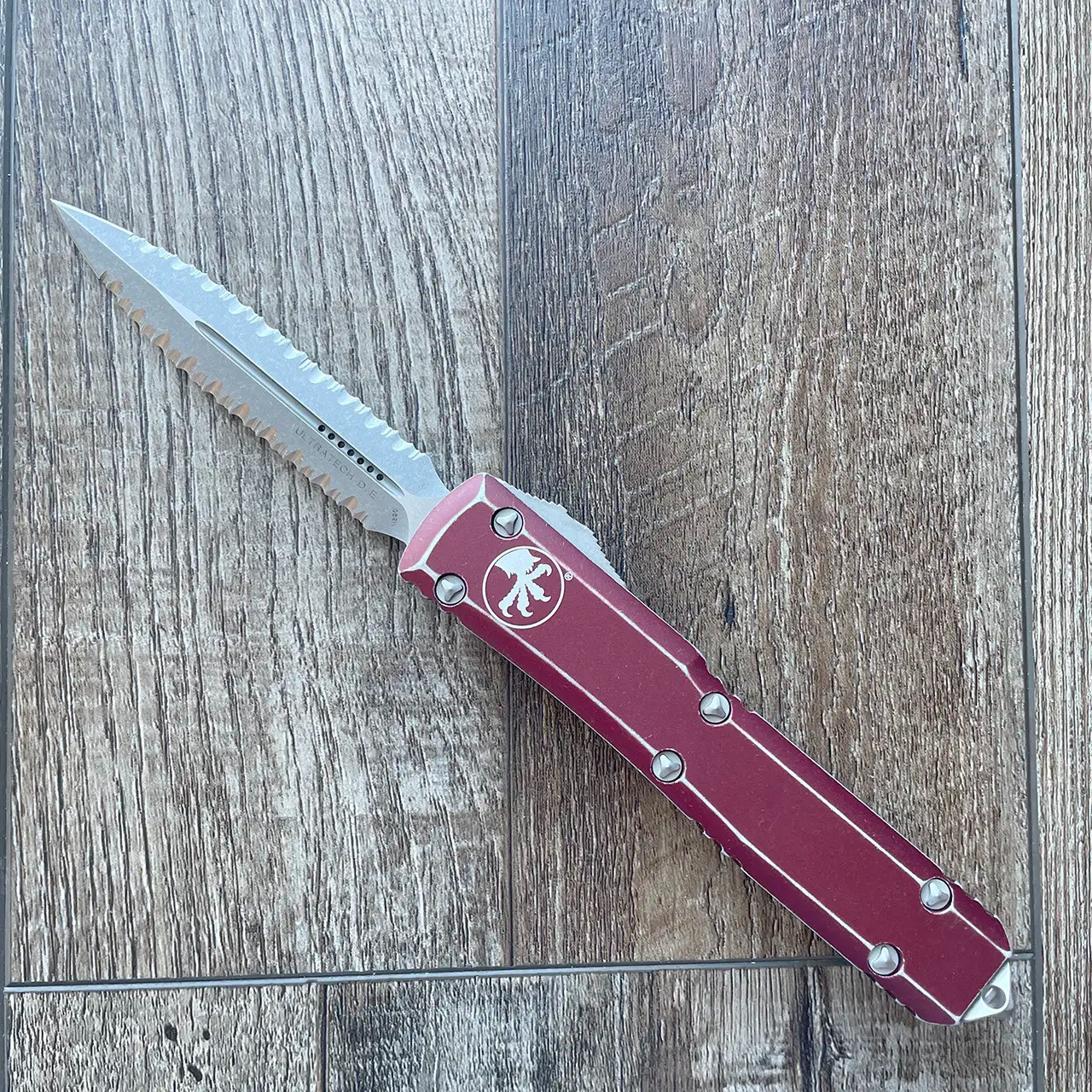Microtech Ultratech D/E Distressed Merlot Apocalyptic Double Full
