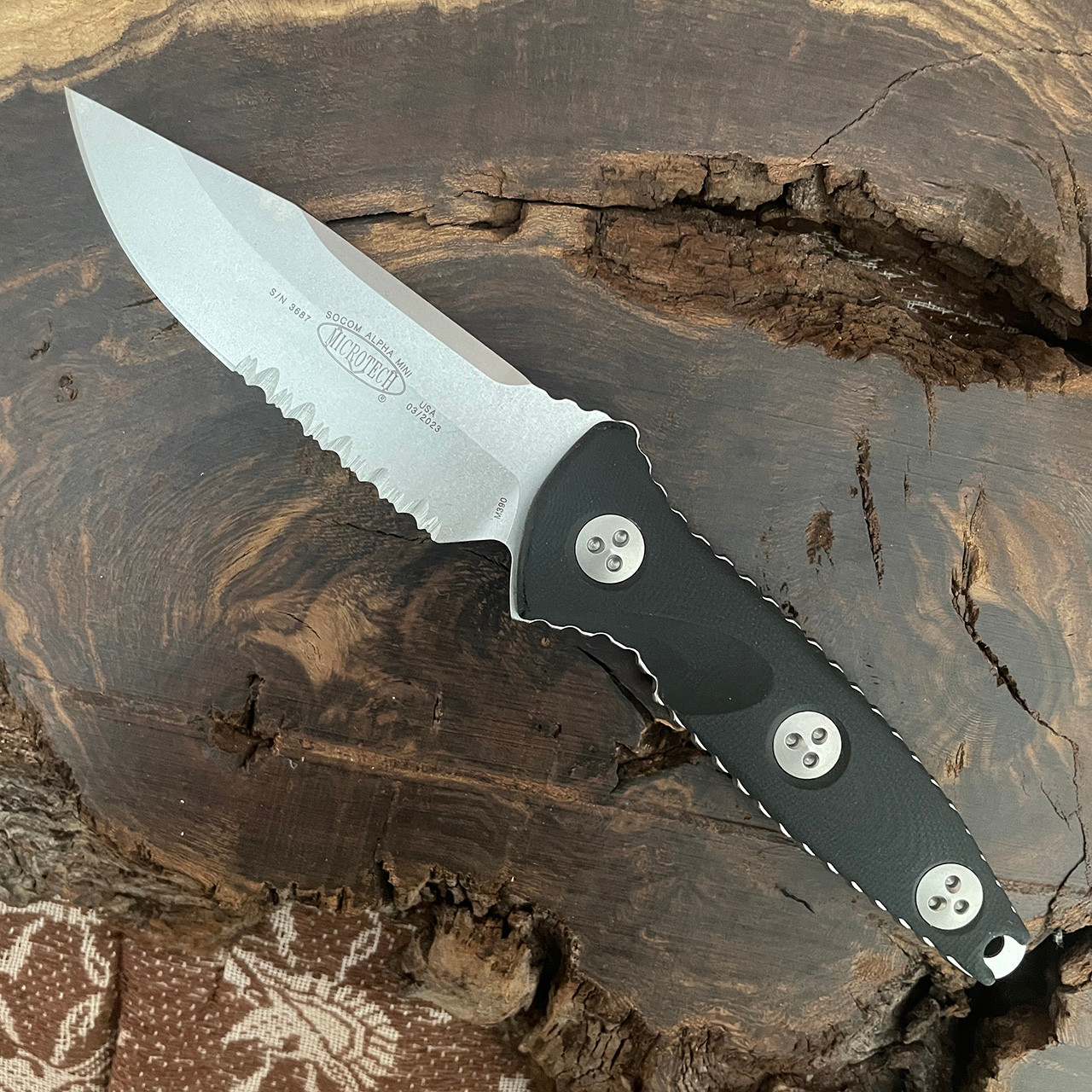 Microtech Socom Alpha Mini S/E Black G-10 Handle Stonewash