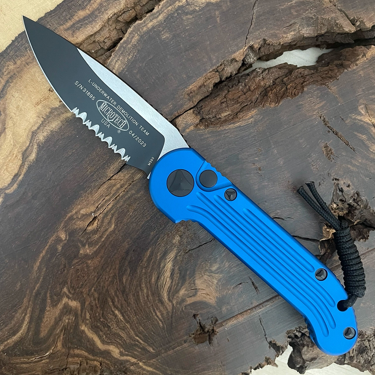 Microtech LUDT Auto Blue Black Serrated 135-2BL | American Edge Knives