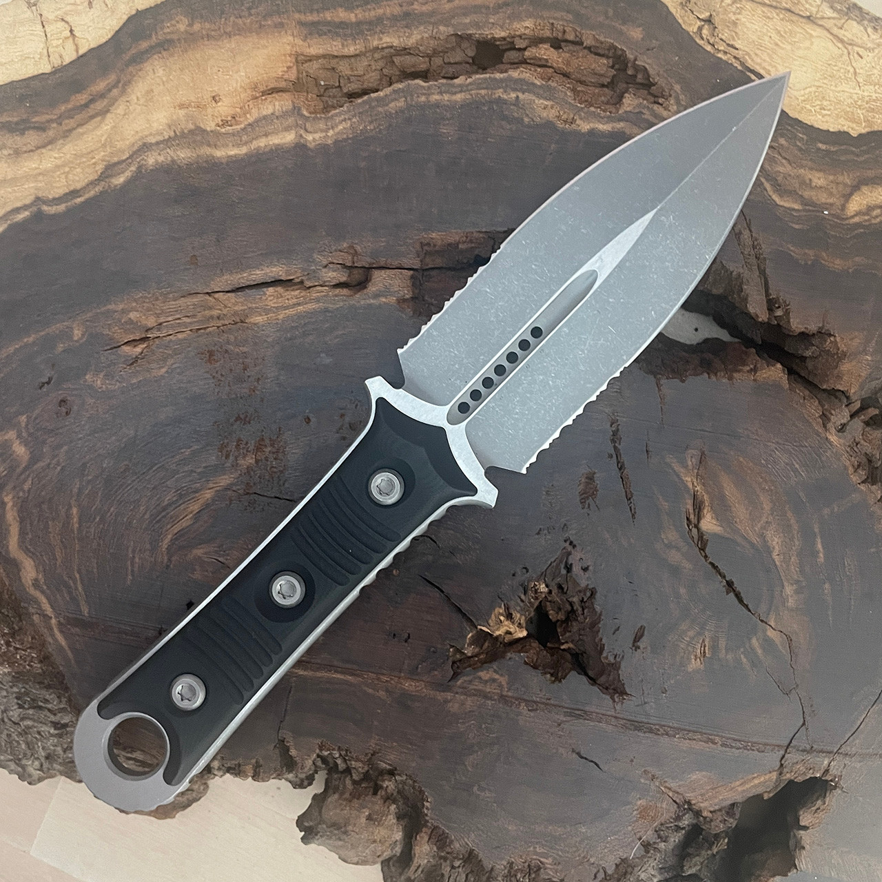 Microtech Borka SBD Dagger Fixed Blade Black G10 Apocalyptic Serrated 20111AP American Edge