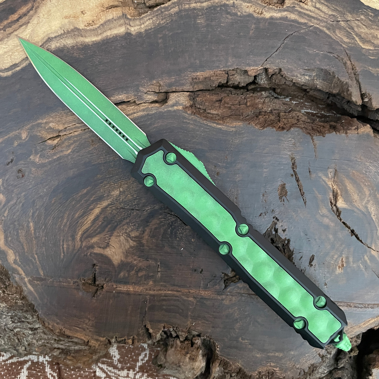 Microtech Makora D/E USN 2023 Show Special Green Mamba Standard w